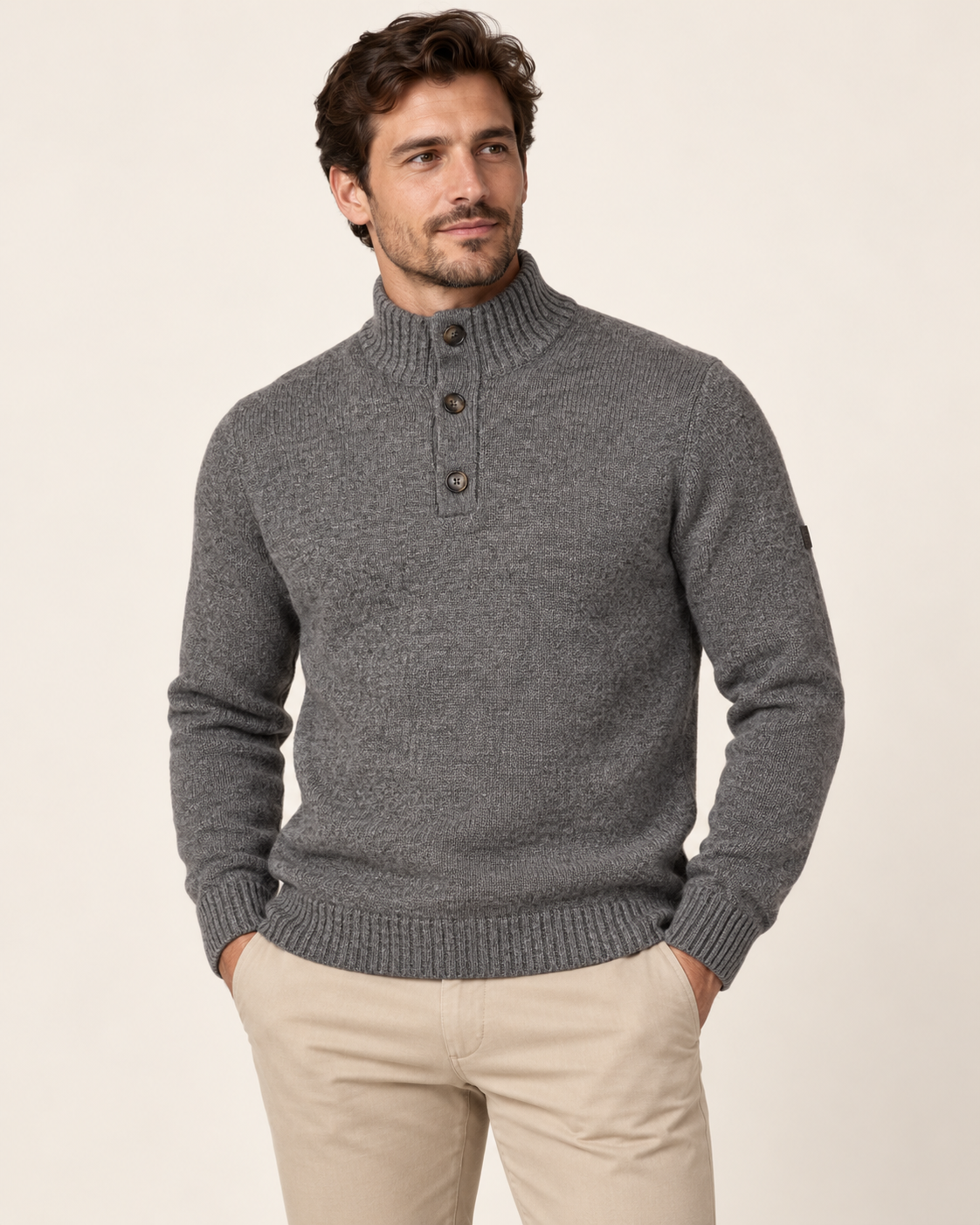 Bruun & Stengade Socotra Strikket Ullgenser Grey – vist på modell