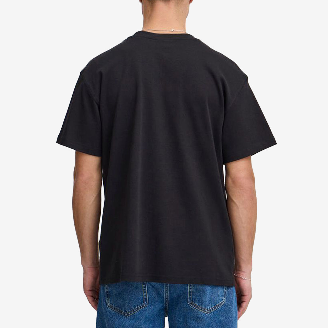 Solid Danton Black – modellbilde 2