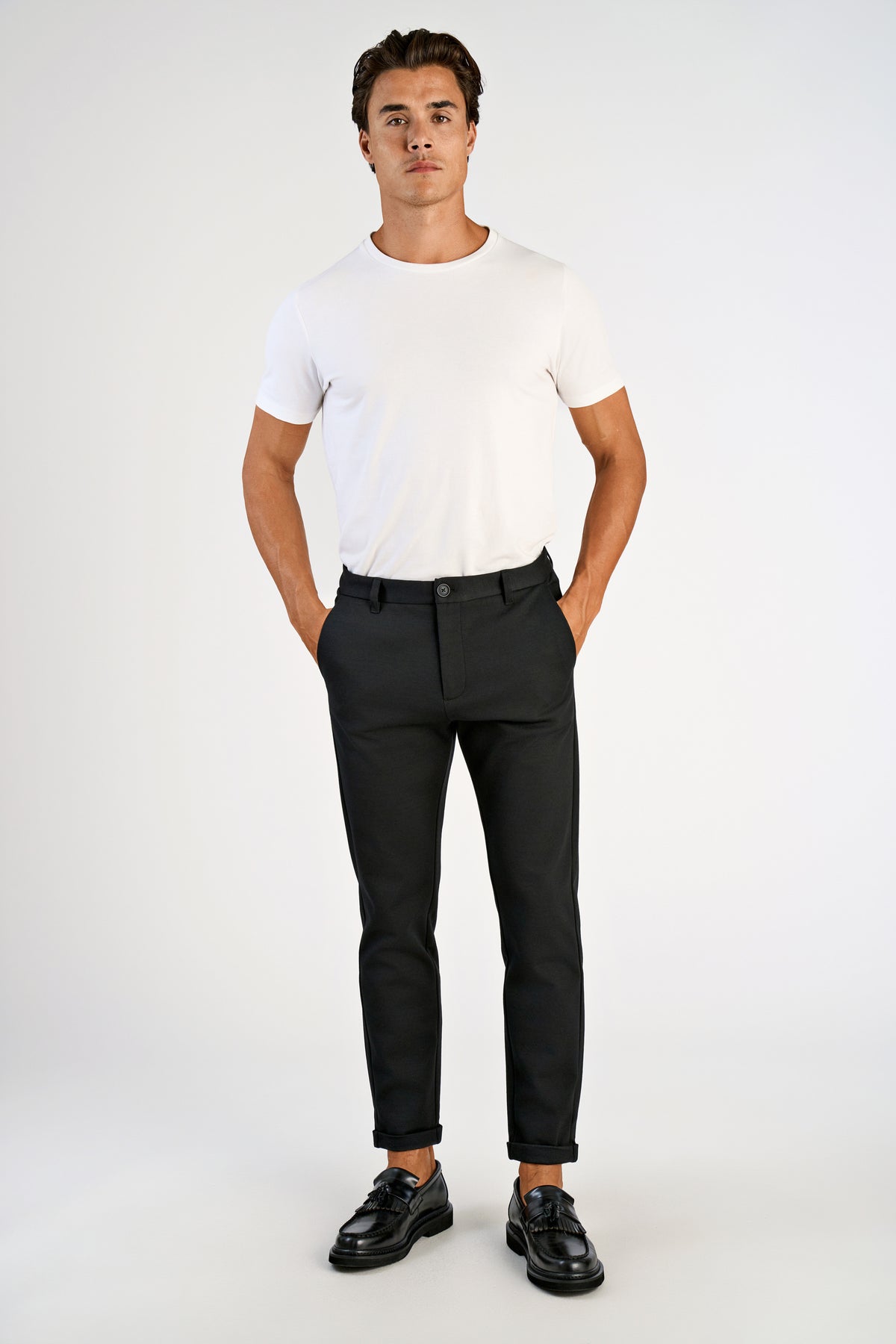 Lindbergh Performance Pants Black – modellbilde