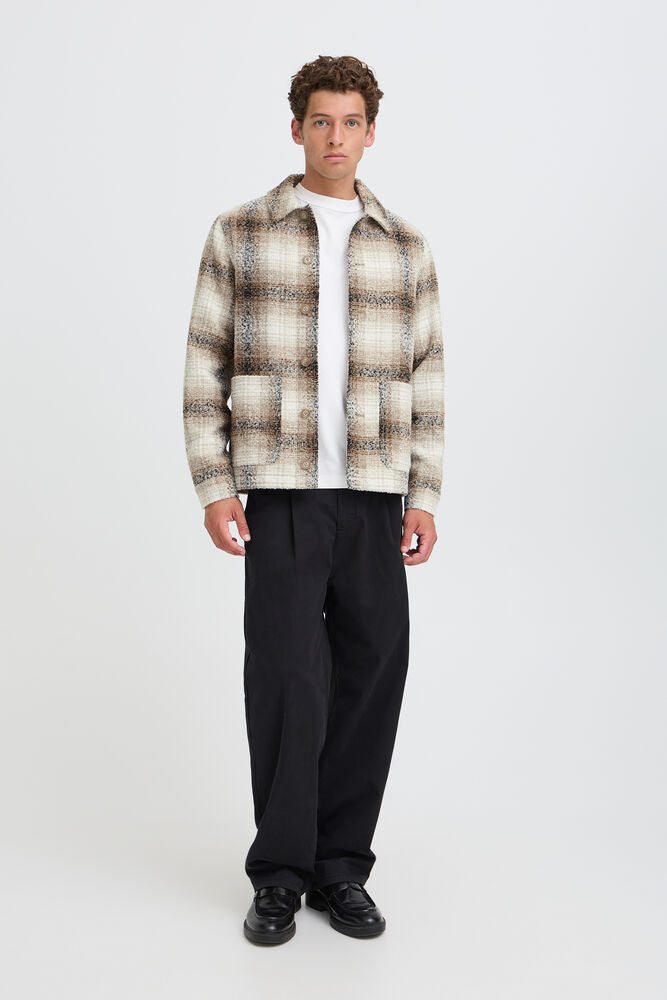 Casual Friday Cesar Jacket Brown Check – nærmeste dokumenterte farge: Simple Taupe – produktbilde 1
