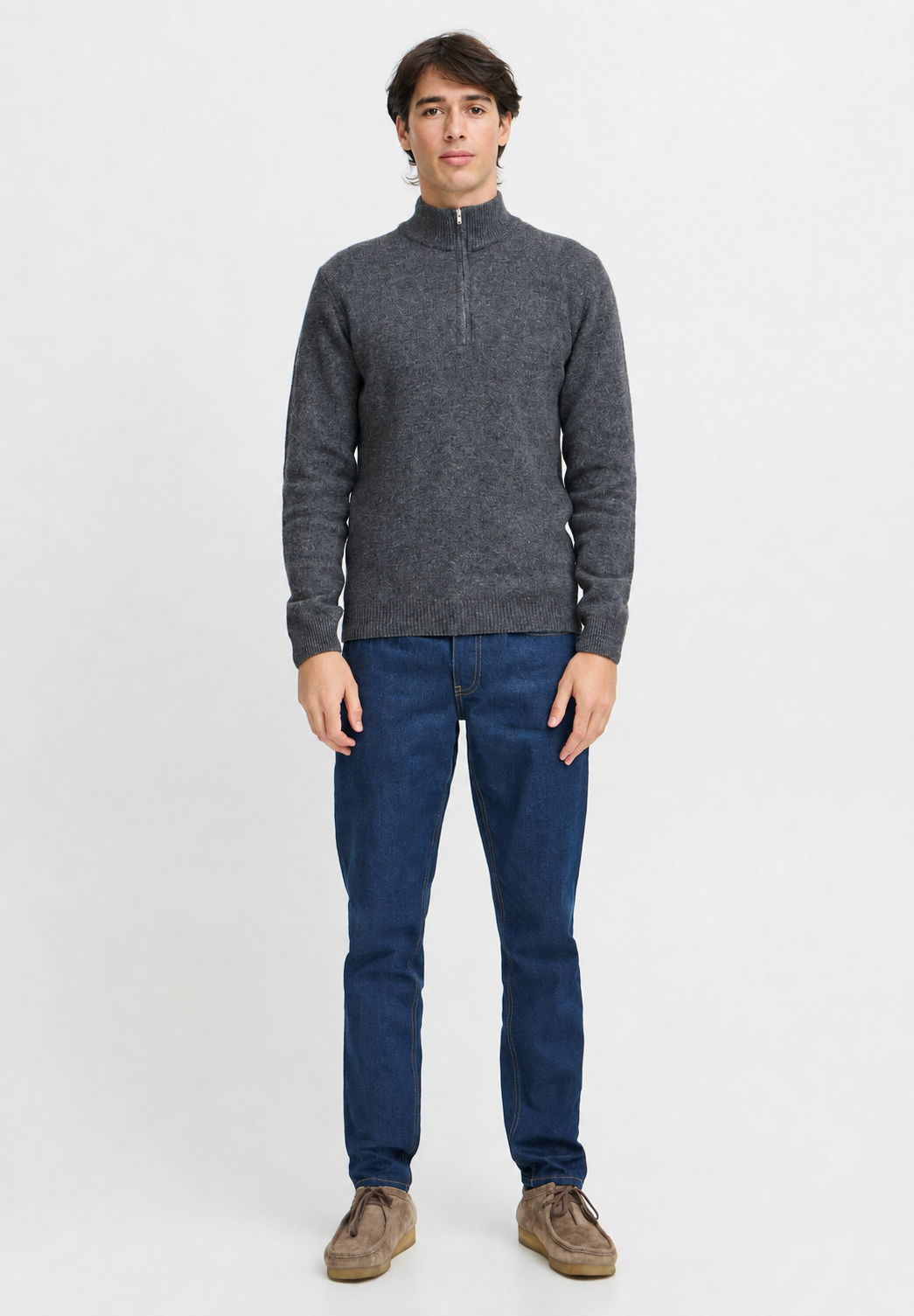 Casual Friday Karup jeans i dyp middelblå – på modell