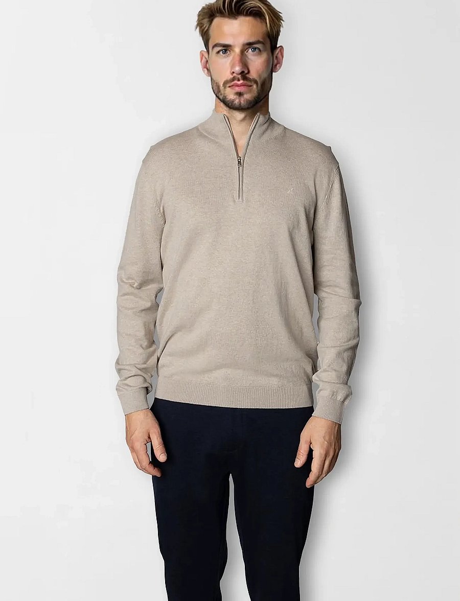 Clean Cut Copenhagen Claude Half-Zip Knit Ecru Melange – på modell