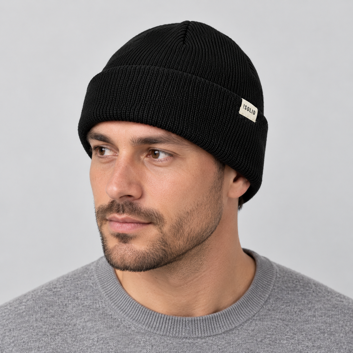 Solid Rick True Black – KI-generert modellbilde basert på produktreferanse